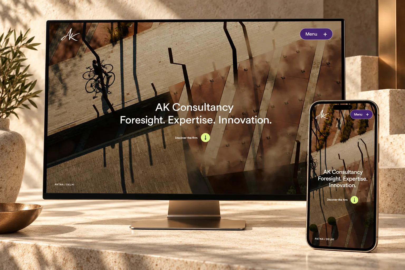 AK Consultancy desktop and mobile homepage presentation